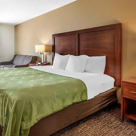 Quality Inn Logan Near University Extérieur photo