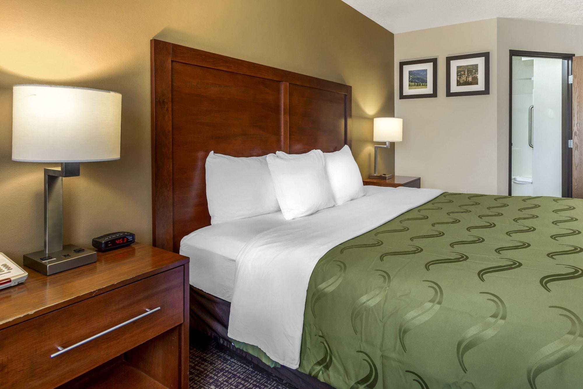 Quality Inn Logan Near University Extérieur photo