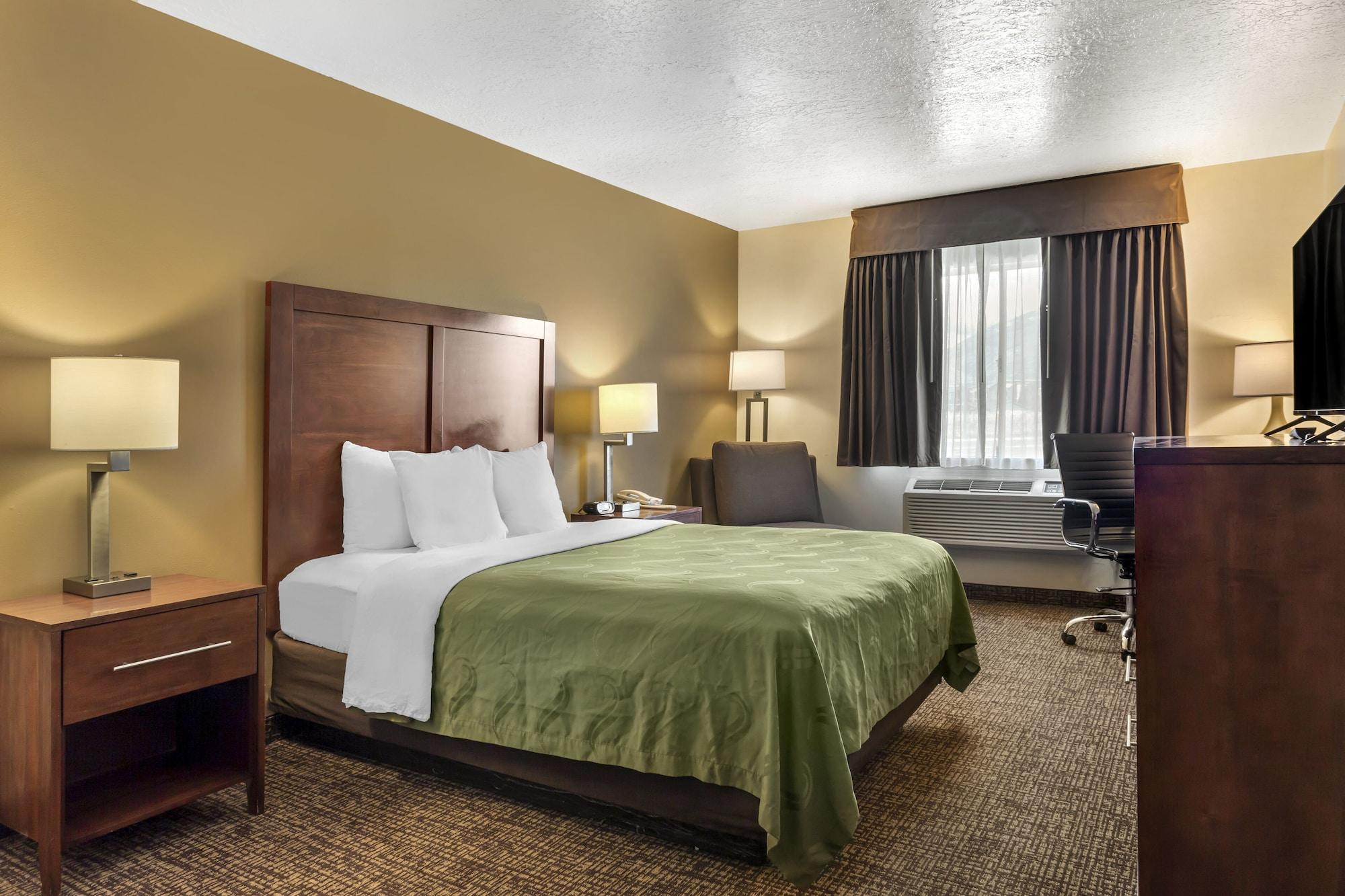 Quality Inn Logan Near University Extérieur photo