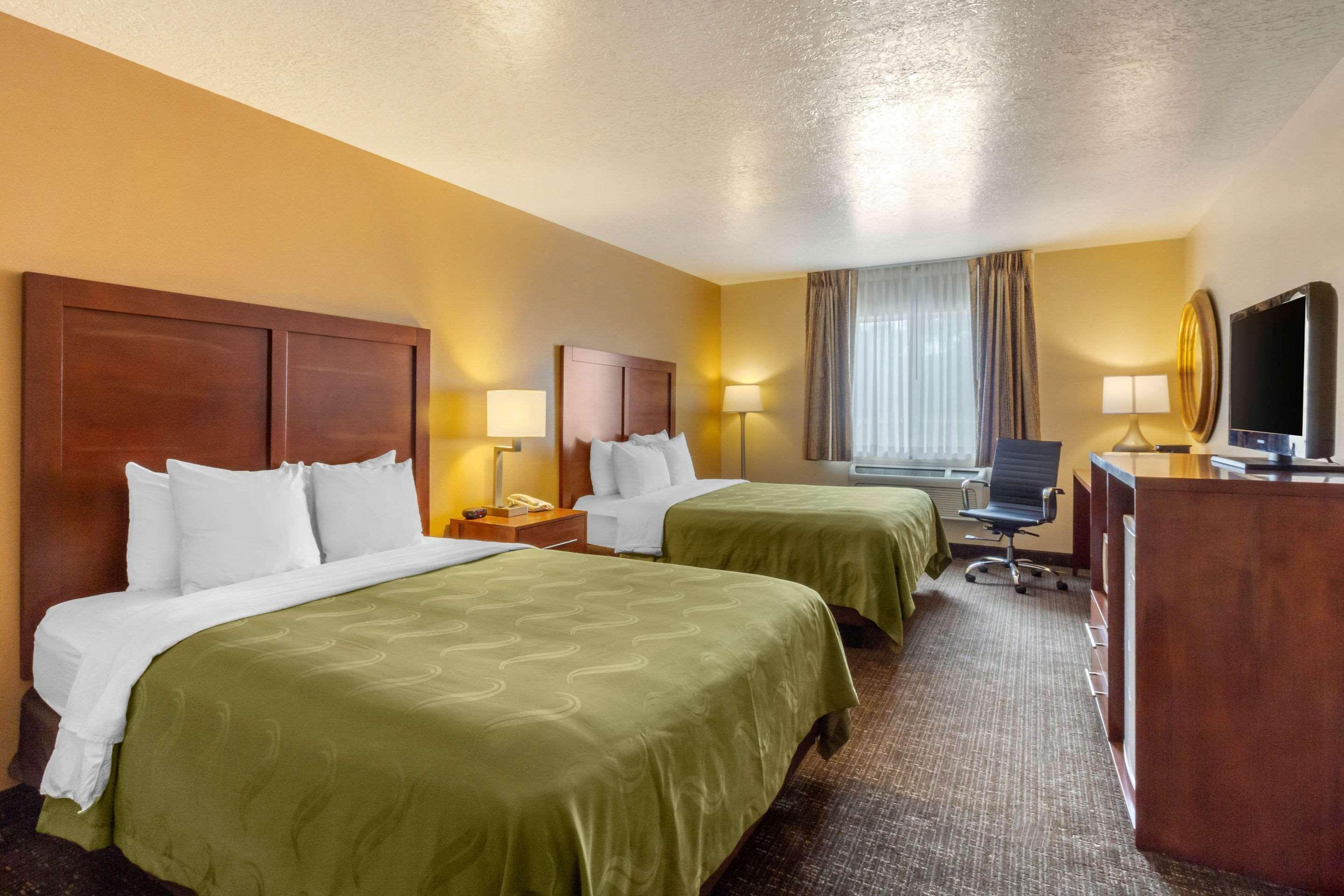 Quality Inn Logan Near University Extérieur photo