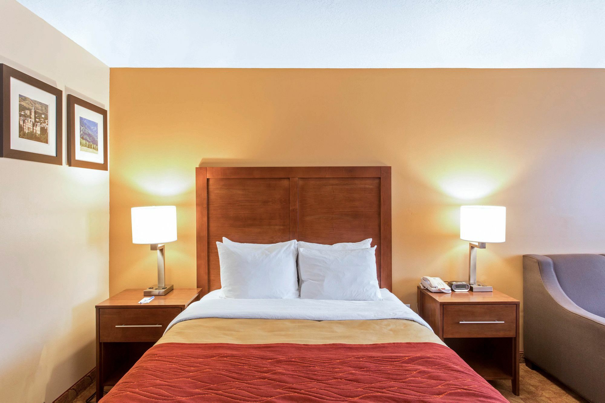Quality Inn Logan Near University Extérieur photo